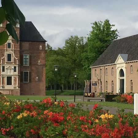 Bed And Breakfast "Kasteelzicht" Vaassen Extérieur photo